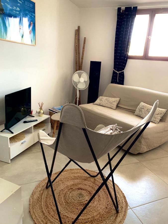 Haut De Villa Entre Mer Et Campagne Hyères Exterior foto